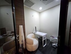 Hongkong Street (D1), Office #539416901